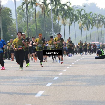 Runner Photo 7007119