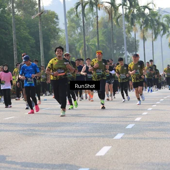 Runner Photo 7007123