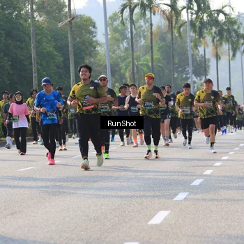 Runner Photo 7007126