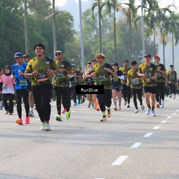 Runner Photo 7007134
