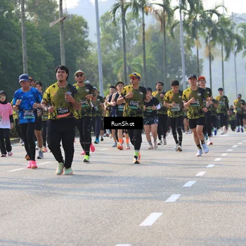 Runner Photo 7007135