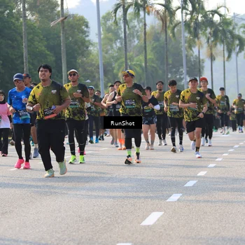 Runner Photo 7007140