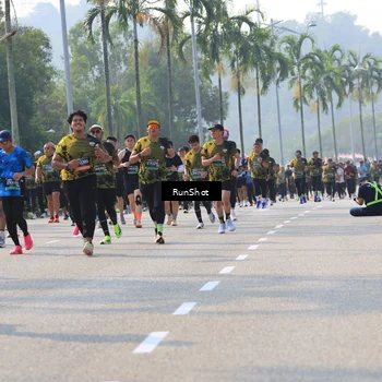 Runner Photo 7007149