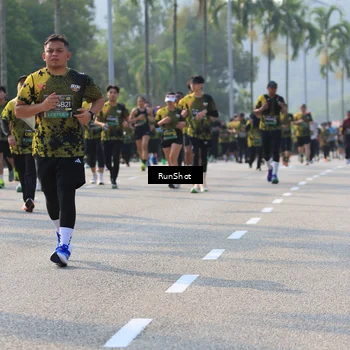 Runner Photo 7007185
