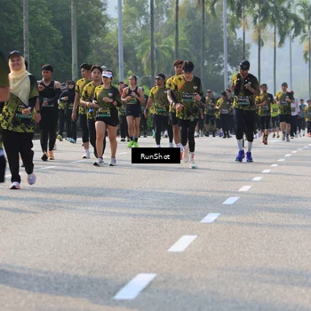 Runner Photo 7007198