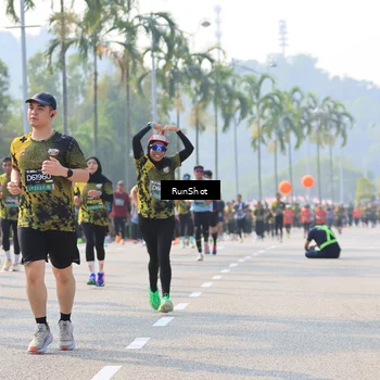 Runner Photo 7007243