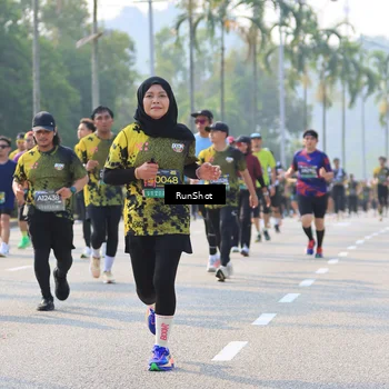 Runner Photo 7007265