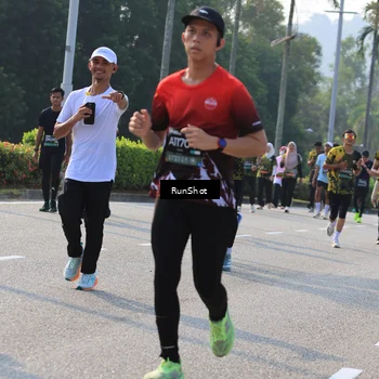 Runner Photo 7007389