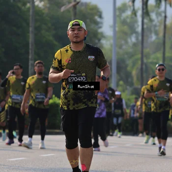 Runner Photo 7007418