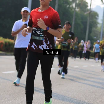 Runner Photo 7007443