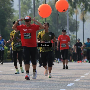Runner Photo 7007451