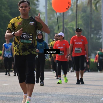 Runner Photo 7007472