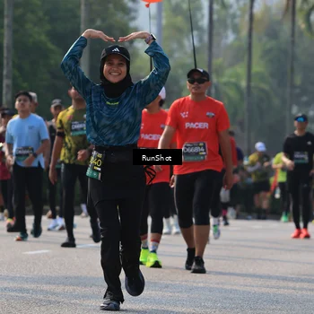 Runner Photo 7007479