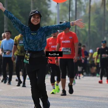 Runner Photo 7007481