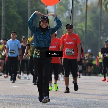 Runner Photo 7007504