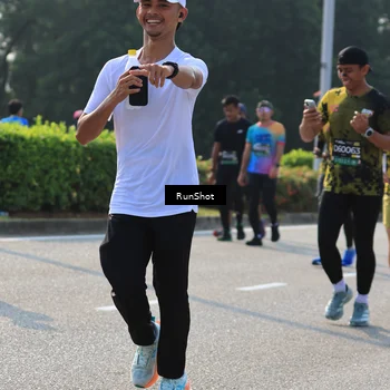Runner Photo 7007524