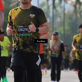Runner Photo 7007554