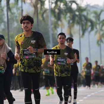 Runner Photo 7007572