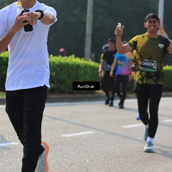 Runner Photo 7007574