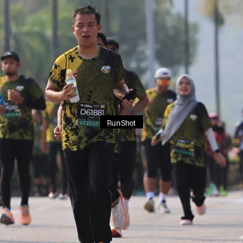 Runner Photo 7007650