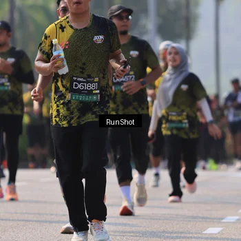 Runner Photo 7007651