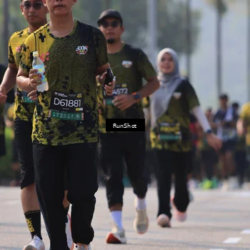 Runner Photo 7007660