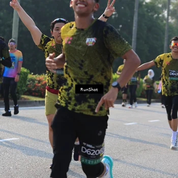 Runner Photo 7007669