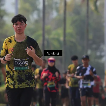 Runner Photo 7007696
