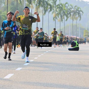 Runner Photo 7007728