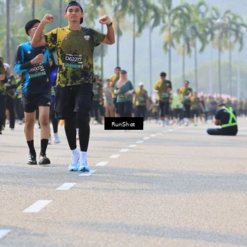 Runner Photo 7007736
