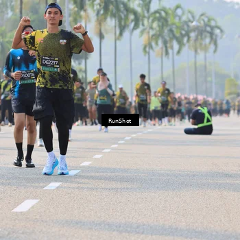 Runner Photo 7007740
