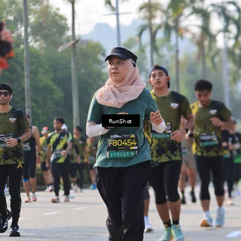 Runner Photo 7007793