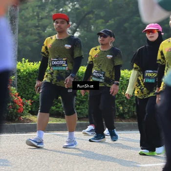 Runner Photo 7007794