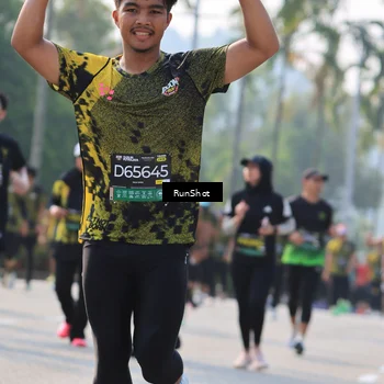 Runner Photo 7007797