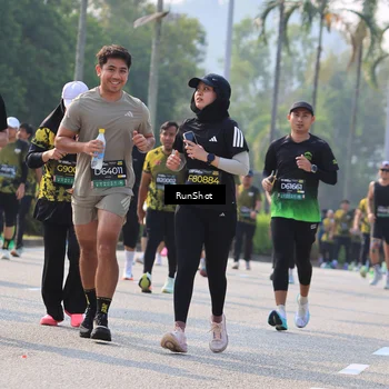 Runner Photo 7007811