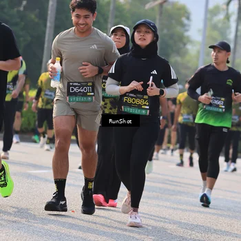 Runner Photo 7007813