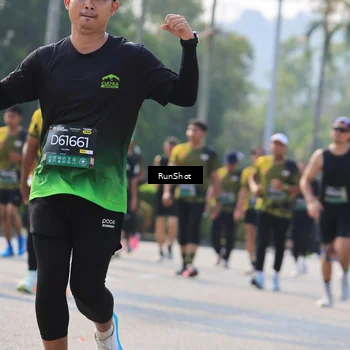 Runner Photo 7007835