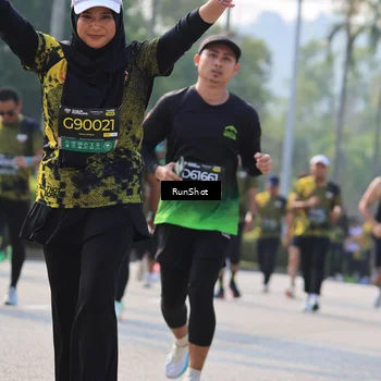 Runner Photo 7007841