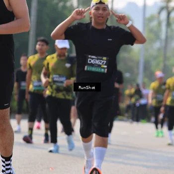 Runner Photo 7007863