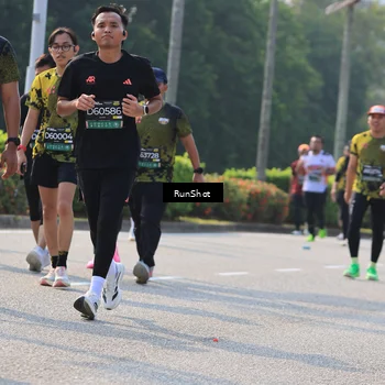 Runner Photo 7007881