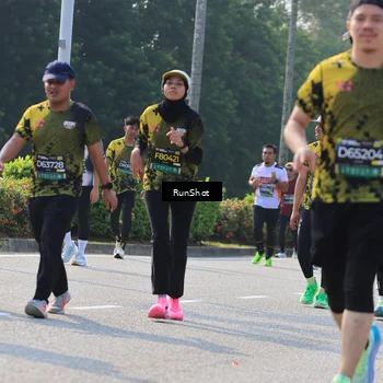 Runner Photo 7007895