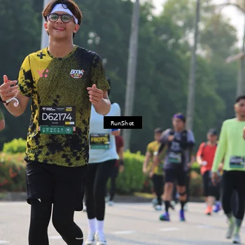 Runner Photo 7007930