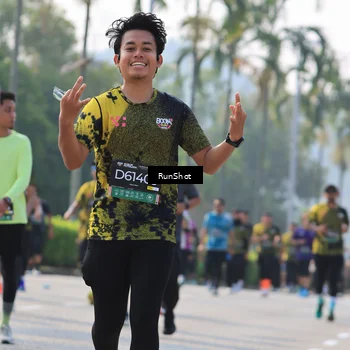 Runner Photo 7007931