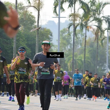 Runner Photo 7007935