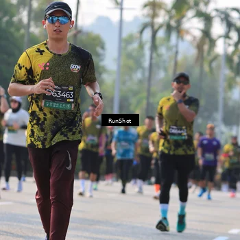 Runner Photo 7007941
