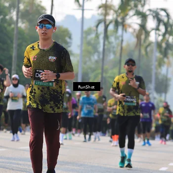 Runner Photo 7007943