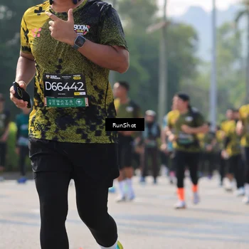 Runner Photo 7007972