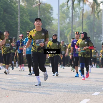 Runner Photo 7007986