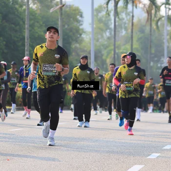 Runner Photo 7007995