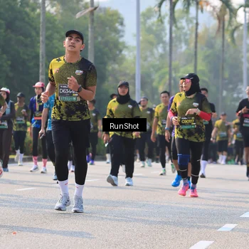 Runner Photo 7007998